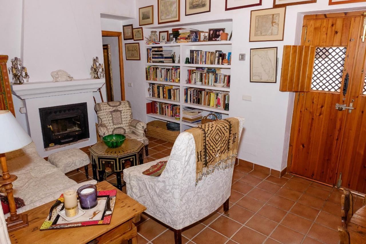 Вилла Casita Blanca Нерха Экстерьер фото