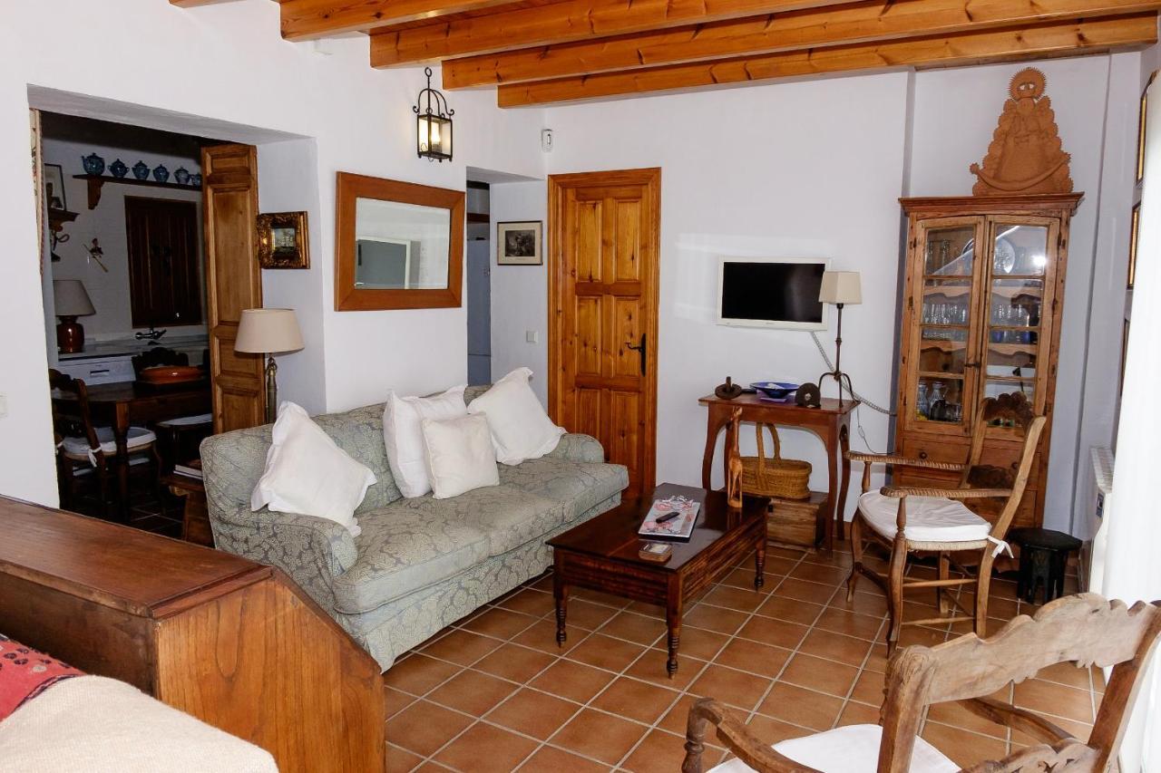 Вилла Casita Blanca Нерха Экстерьер фото
